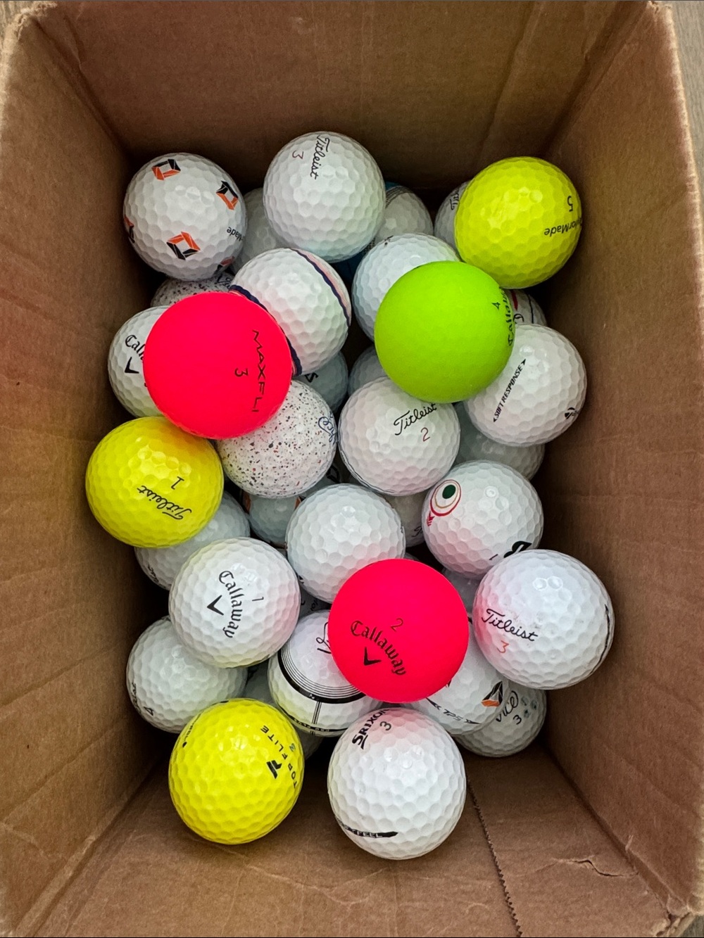 Golf Balls Mixed Lot Titleist Calloway Sporty Assorted Used 40 Golf Balls Bulk